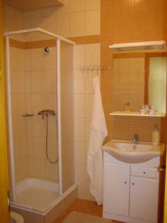 Aldos Panzio Otel Farád Oda fotoğraf