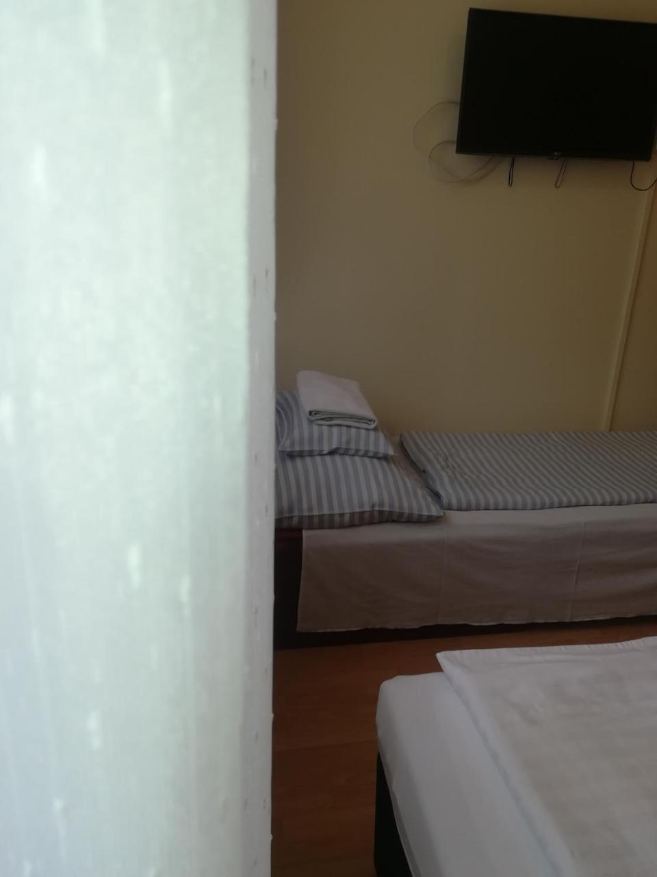 Aldos Panzio Otel Farád Dış mekan fotoğraf