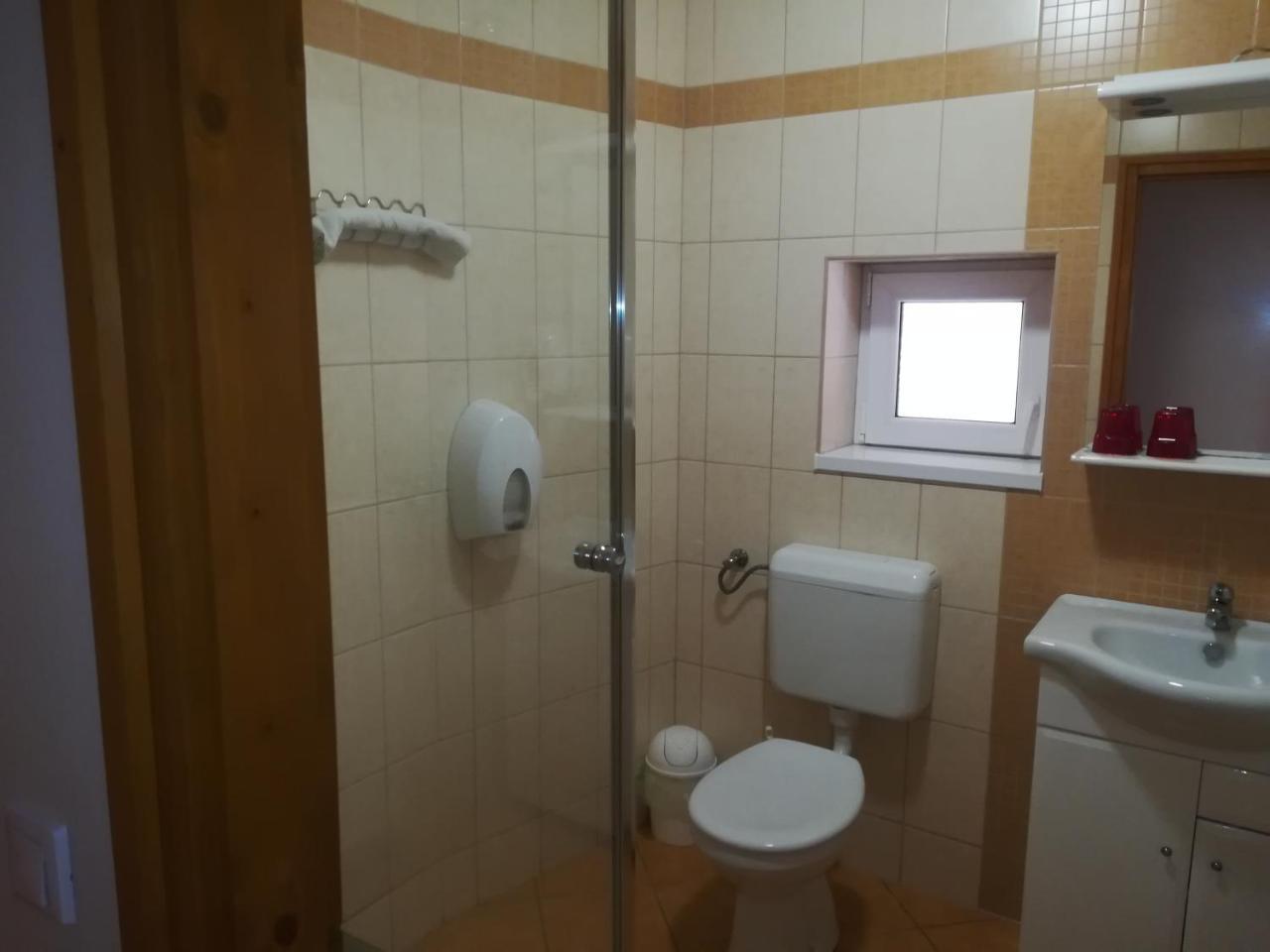 Aldos Panzio Otel Farád Dış mekan fotoğraf