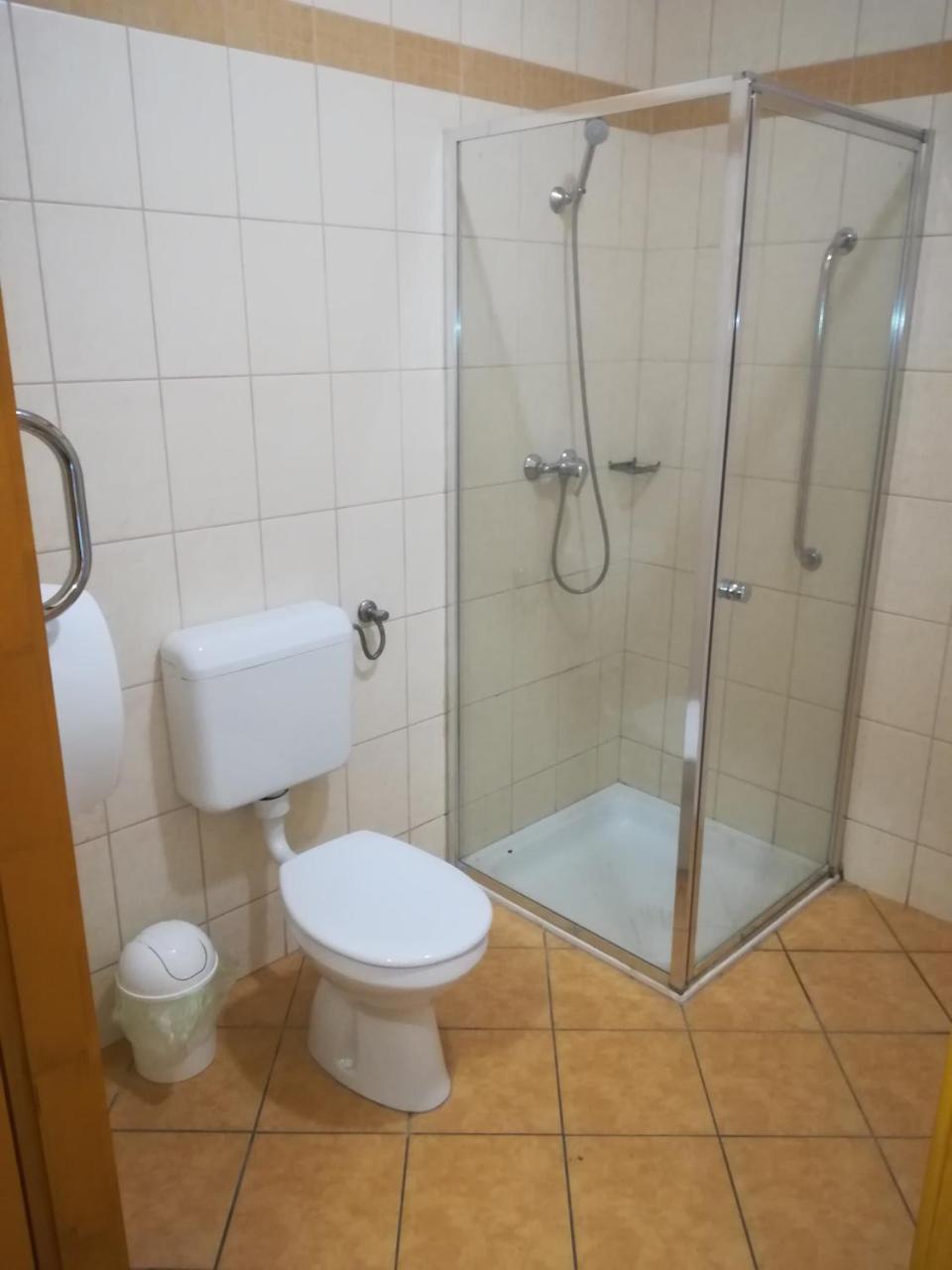 Aldos Panzio Otel Farád Dış mekan fotoğraf
