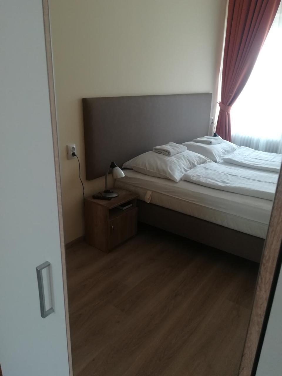 Aldos Panzio Otel Farád Oda fotoğraf