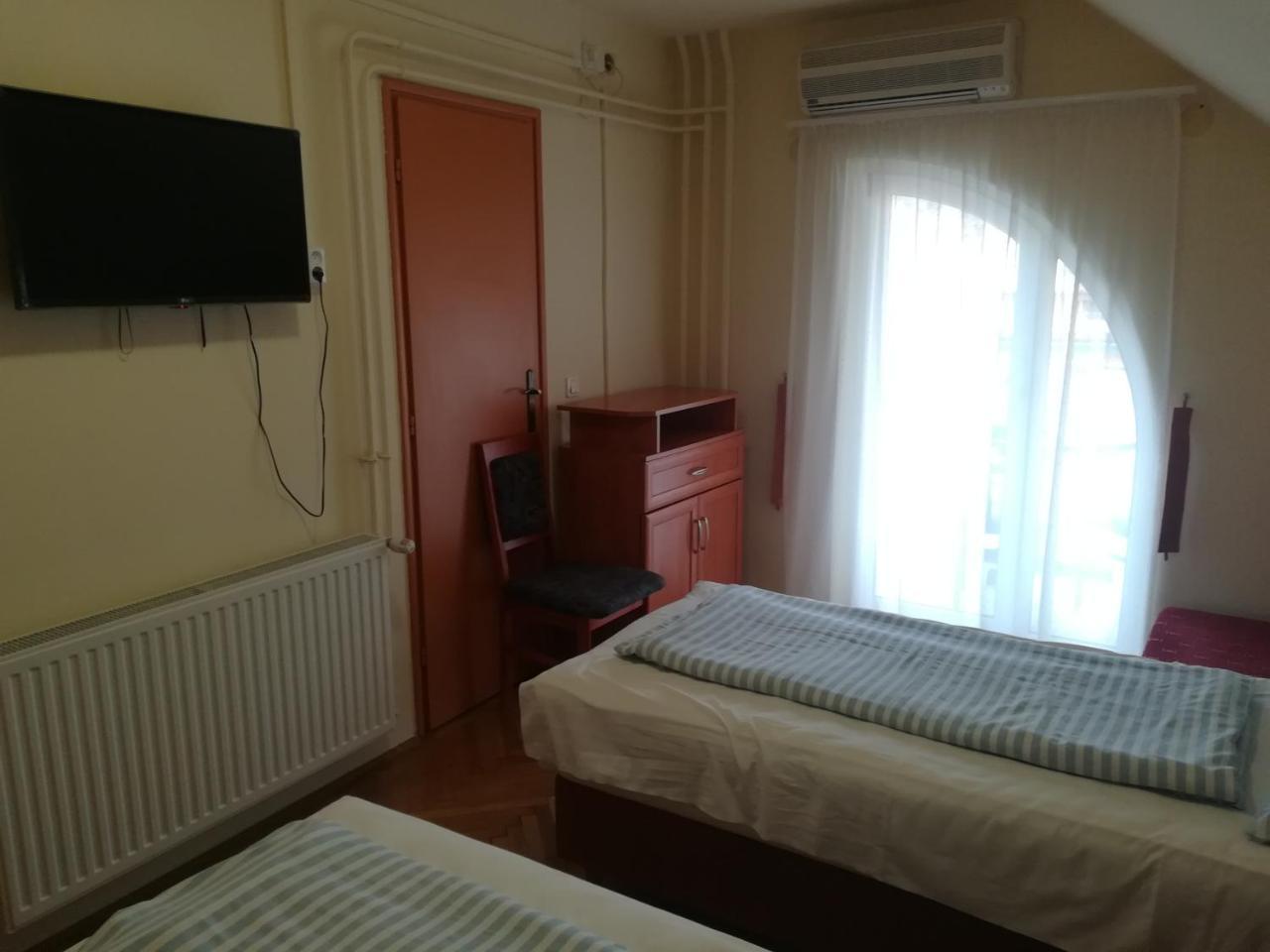 Aldos Panzio Otel Farád Dış mekan fotoğraf